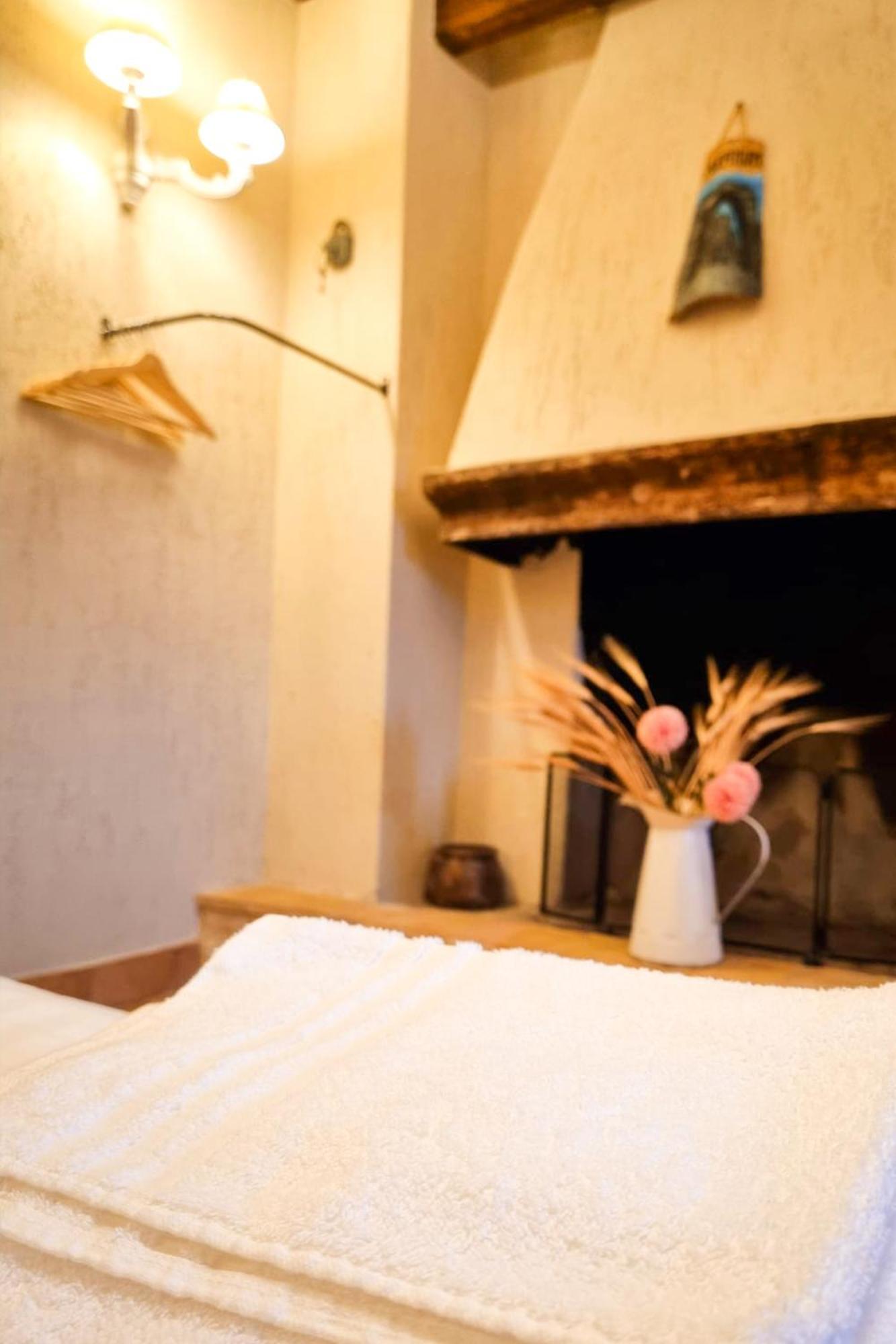 1870 Bed & Breakfast Arpino Exterior photo